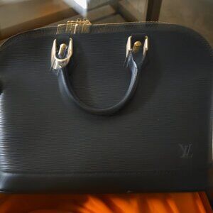 Louis Vuitton Epi Alma